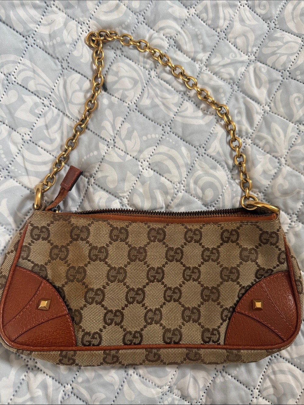 Gucci Brown GG Canvas Shoulder Bag with Tan Leather Trim and Gold Chain - Picture 3 of 7